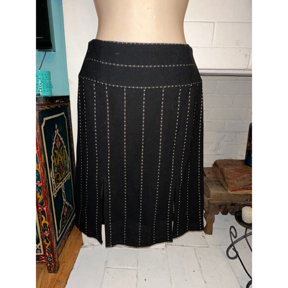 VINTAGE GIANFRANCO FERRE BLACK WOOL PANEL SKIRT ITALY 42 SIMPLE LUXURY! - Picture 1 of 9